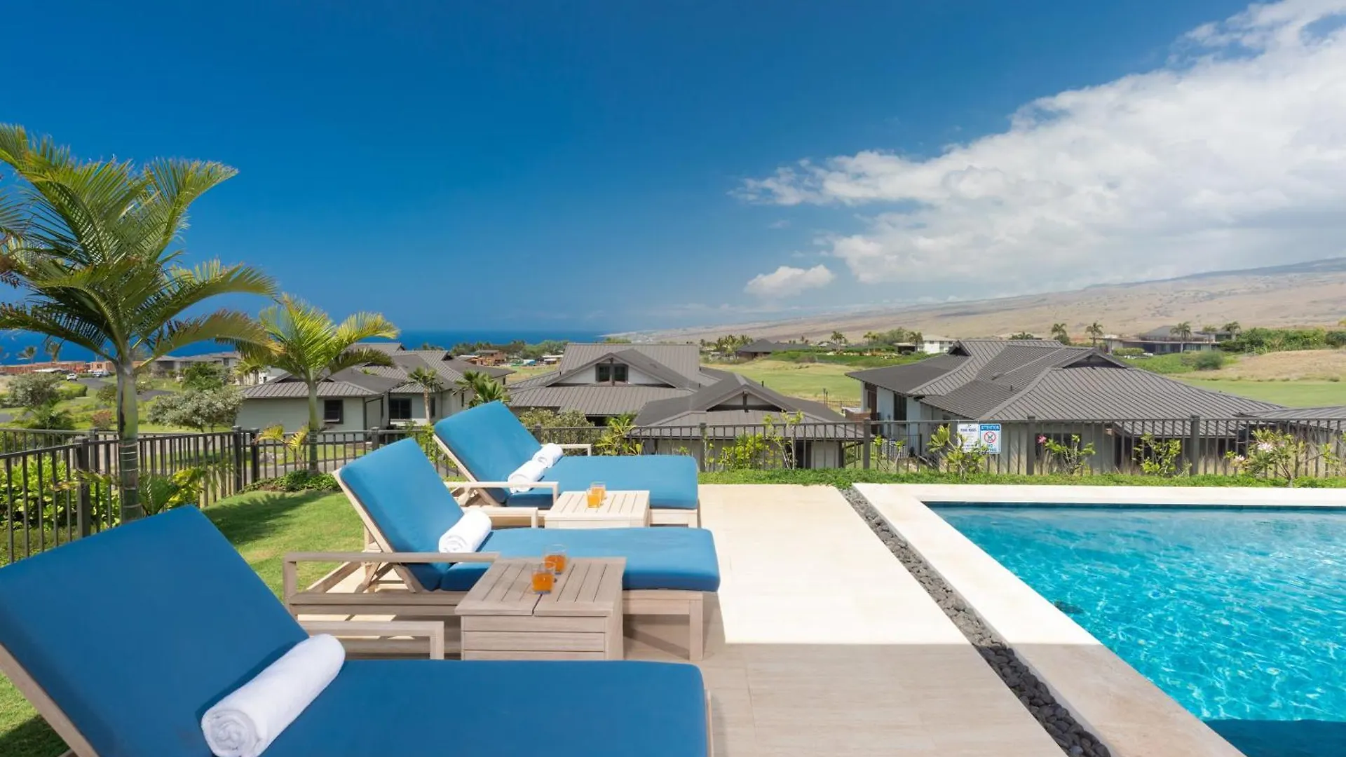別荘 Blue Tranquility Luxurious Home In Private Community With Heated Private Pool Spa Detached Ohana Suite ワイメア